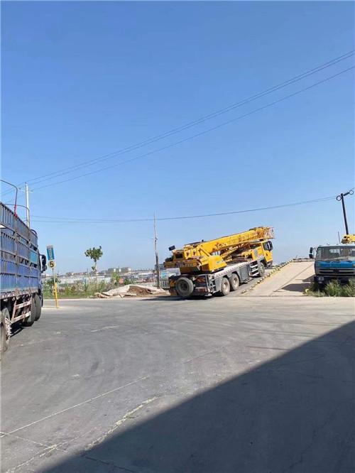 和平区25吨吊车的租赁价格大概是多少？