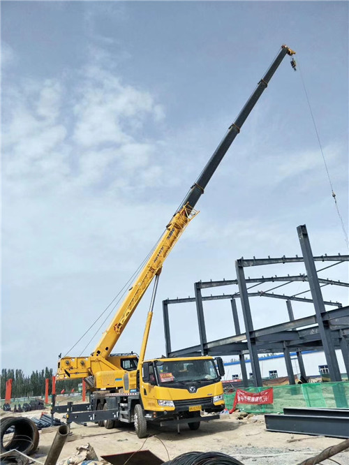 和平区超高层建筑钢结构吊装案例